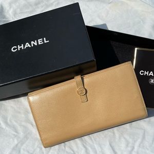 🔥🛍Chanel Tan long Wallet